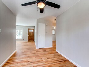 3975 W Floyd Ave in Denver, CO - Foto de edificio - Building Photo