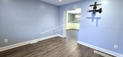 509 Old Zelienople Rd in Ellwood City, PA - Building Photo - Building Photo