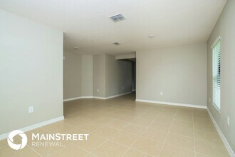 367 Aster Ct in Poinciana, FL - Foto de edificio - Building Photo