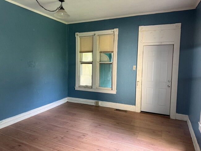 property at 1206 N 18th St