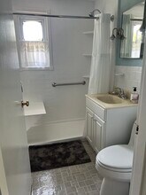31 Haley Rd, Unit 2 in Marblehead, MA - Building Photo - Building Photo