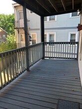 132 1/2 Oxford St, Unit 12 in Cambridge, MA - Building Photo - Building Photo