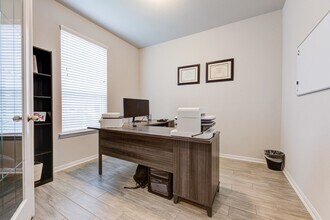 3327 Etring Ln in Katy, TX - Foto de edificio - Building Photo