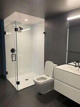 960 Market St in San Francisco, CA - Foto de edificio - Building Photo