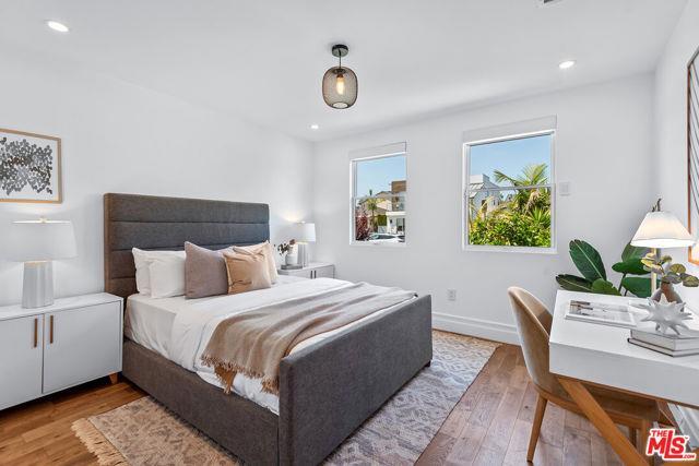 property at 846 Warren Ave