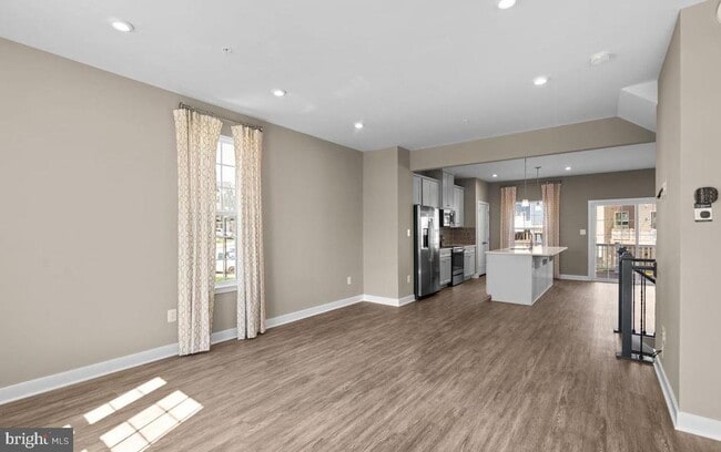 100 Bethlehem Pl in Brooklyn Park, MD - Building Photo - Building Photo