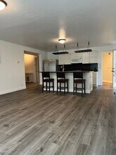 3 Rolph Park Ct in Crockett, CA - Building Photo - Building Photo