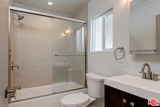 4136 Grand View Blvd in Los Angeles, CA - Building Photo - Building Photo