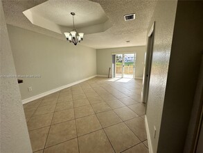 14039 SW 121st Pl in Miami, FL - Building Photo - Building Photo