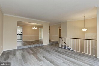 10107 Galsworthy Pl in Bethesda, MD - Building Photo - Building Photo