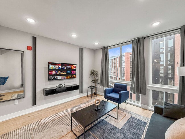 626 N Delaware Ave in Philadelphia, PA - Building Photo - Building Photo