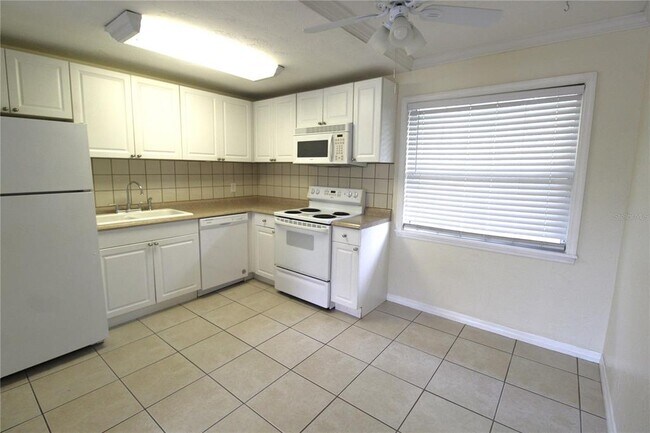 1644 Redwood St in Sarasota, FL - Building Photo - Building Photo