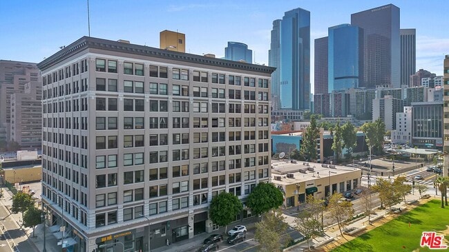 property at 108 W 2nd St