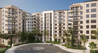 17990 W Dixie Hwy, Unit A14 in North Miami Beach, FL - Building Photo