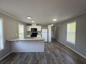 11965 Springbrook Ct in Romeo, MI - Building Photo - Building Photo
