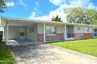 2913 Rosemarie Dr in Titusville, FL - Building Photo