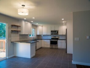 7920 200th St SW in Edmonds, WA - Building Photo - Building Photo