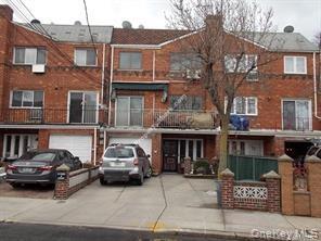 71-14-71-58 58th Rd in Queens, NY - Building Photo