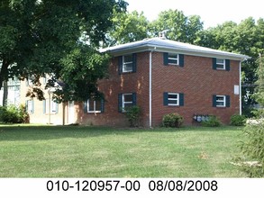 179-195 Currier Dr in Columbus, OH - Building Photo - Building Photo