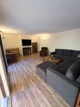 3810 Saxon Dr in New Smyrna Beach, FL - Building Photo - Building Photo