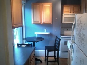 1109 Boylston St, Unit 9 in Boston, MA - Building Photo - Building Photo