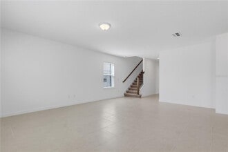33444 Binding Ties Ln in Wesley Chapel, FL - Building Photo - Building Photo