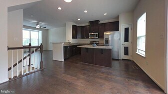 7209 Strawberry Fields Way in Elkridge, MD - Building Photo