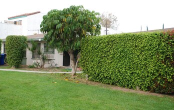 14225 Newport Ave in Tustin, CA - Building Photo - Building Photo