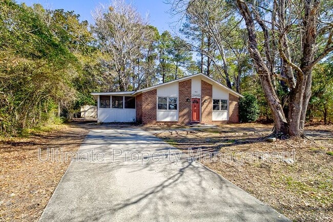 402 Kingston Rd in Wilmington, NC - Building Photo - Building Photo