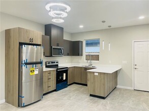 1108 Sugar Gdn Dr in Pharr, TX - Building Photo - Building Photo