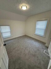 3377 E 135th St in Cleveland, OH - Building Photo - Building Photo