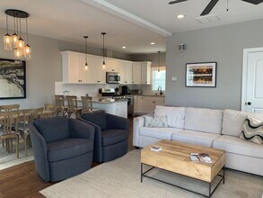 183 W Atlantic Way in Lavallette, NJ - Building Photo - Building Photo