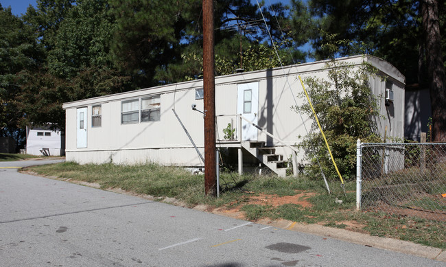 Clayton Park Village in Jonesboro, GA - Building Photo - Building Photo