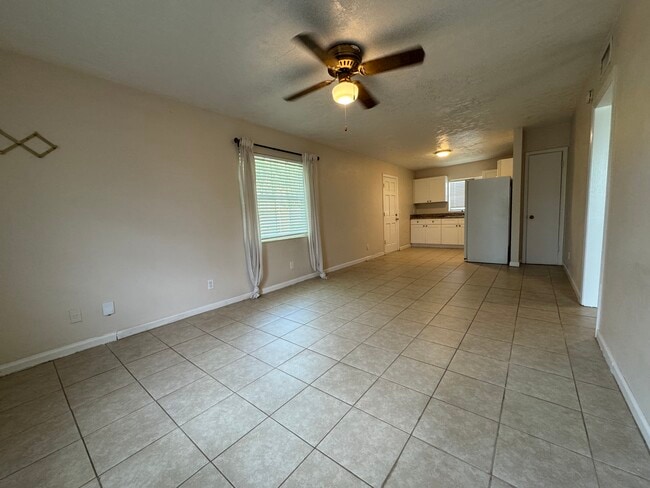 405 Upper 8th Avenue South in Jacksonville Beach, FL - Building Photo - Building Photo