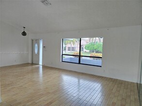 9431 Sun Pointe Dr in Boynton Beach, FL - Building Photo - Building Photo