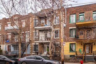 4807-4809 Des Érables Av in Montréal, QC - Building Photo