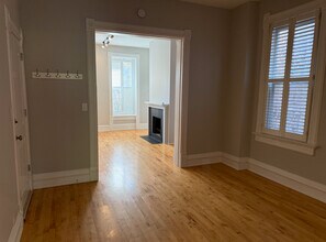 2024 N Clifton Ave in Chicago, IL - Building Photo - Building Photo
