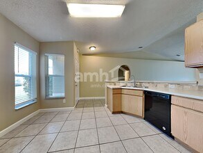 24746 Mary Beth Ct in Land O Lakes, FL - Building Photo - Building Photo