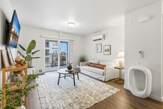 Tides at Willow Pointe in Richland, WA - Foto de edificio - Building Photo