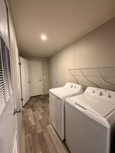 197 Parker Lake Dr in Oxford, MI - Foto de edificio - Building Photo