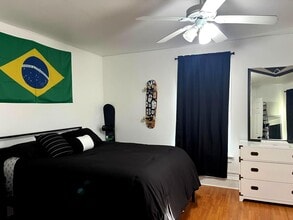 13 Dr Aaron B Samuels Blvd in Danbury, CT - Building Photo - Building Photo