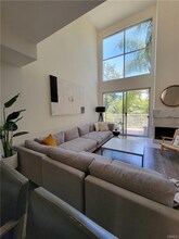 3944 Kentucky Dr in Los Angeles, CA - Building Photo - Building Photo
