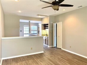 5100 Verde Valley Ln in Dallas, TX - Building Photo - Building Photo