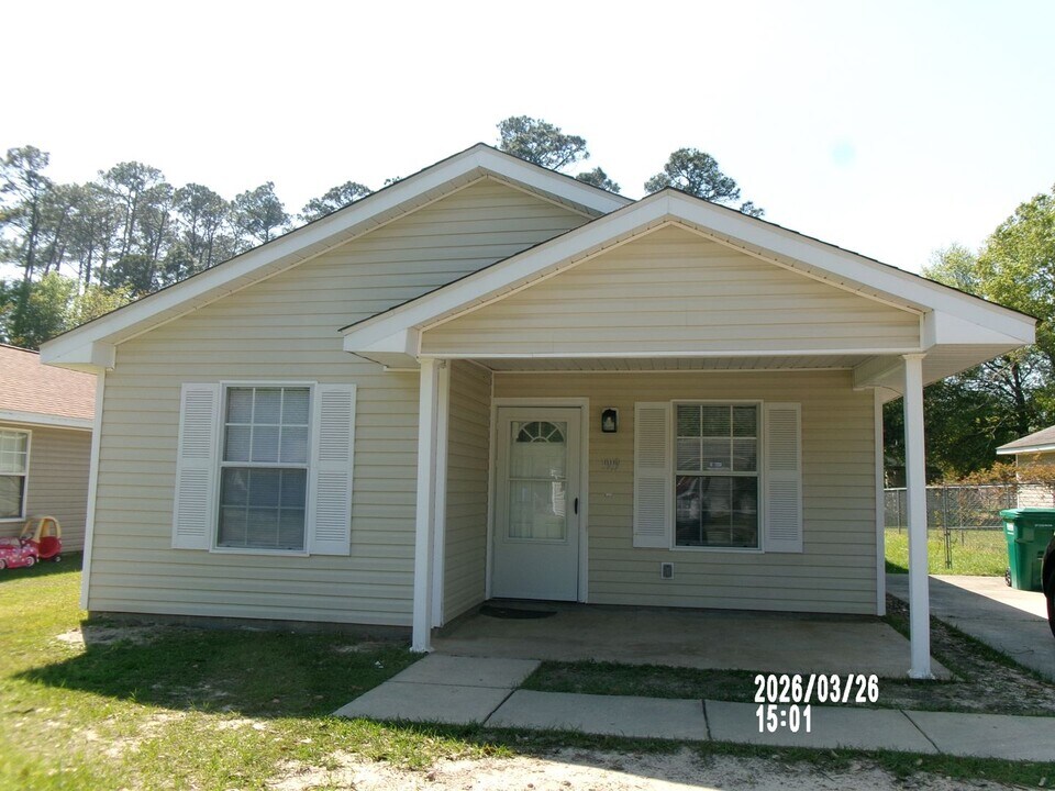 1919 44th Ave in Gulfport, MS - Building Photo