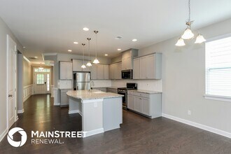 18204 McKee Rd in Charlotte, NC - Building Photo - Building Photo
