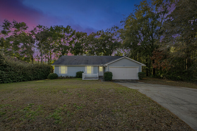 2983 Windsor Cir in Crestview, FL - Building Photo - Building Photo