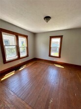 2634 Apple Ave in Lorain, OH - Building Photo - Building Photo