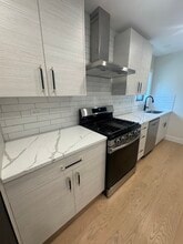 307 Maple Ave in Wood Dale, IL - Building Photo - Building Photo
