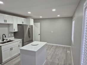 35047 Harroun St in Wayne, MI - Building Photo - Building Photo