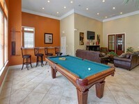 Billards - Charleston Apartamentos in Mobile, Alabama